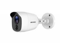 1 x Camera de supraveghere IP Hikvision Turbo HD PIR Bullet DS-2CE11D0T-PIRL28, White